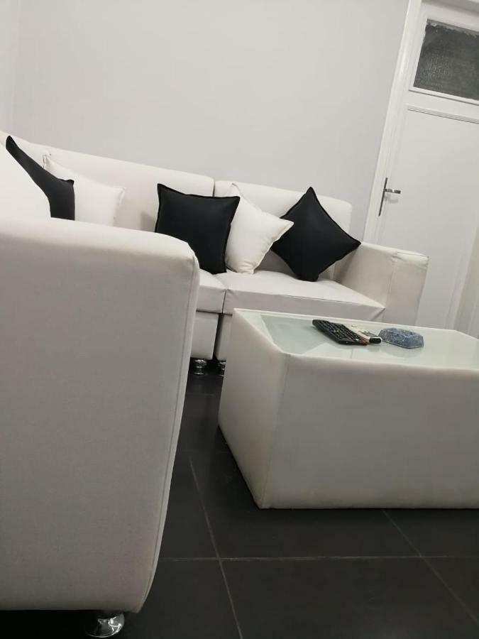 Lovely Apartment With Side Sea View Located In The Heart Of The Αλεξάνδρεια Εξωτερικό φωτογραφία